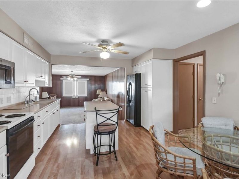 6003 Laurent Drive, Parma, OH 44129 Photo 25