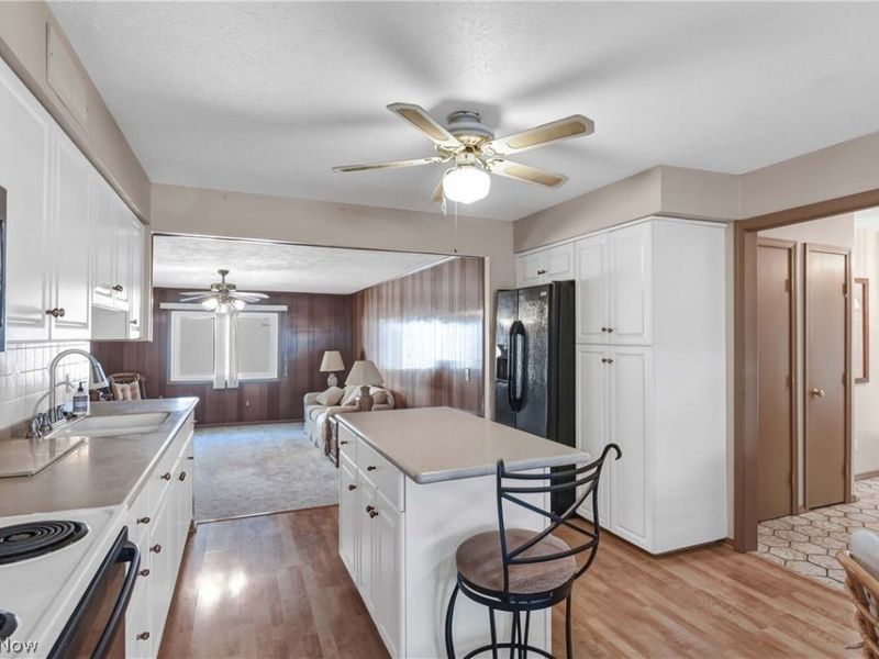 6003 Laurent Drive, Parma, OH 44129 Photo 26