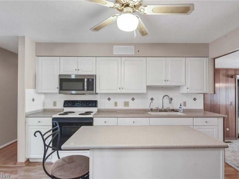 6003 Laurent Drive, Parma, OH 44129 Photo 27