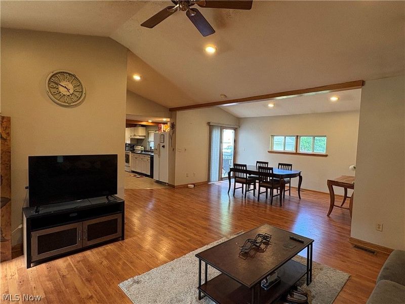 463 N Broadway, Geneva, OH 44041 Photo 7