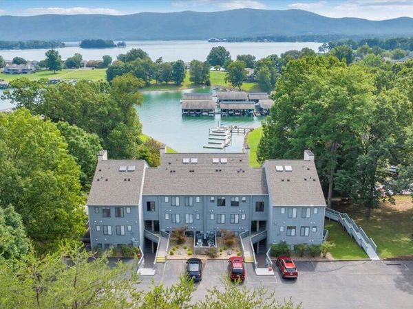 290 Sailors Cove DR , Unit 410, Moneta, VA 24121