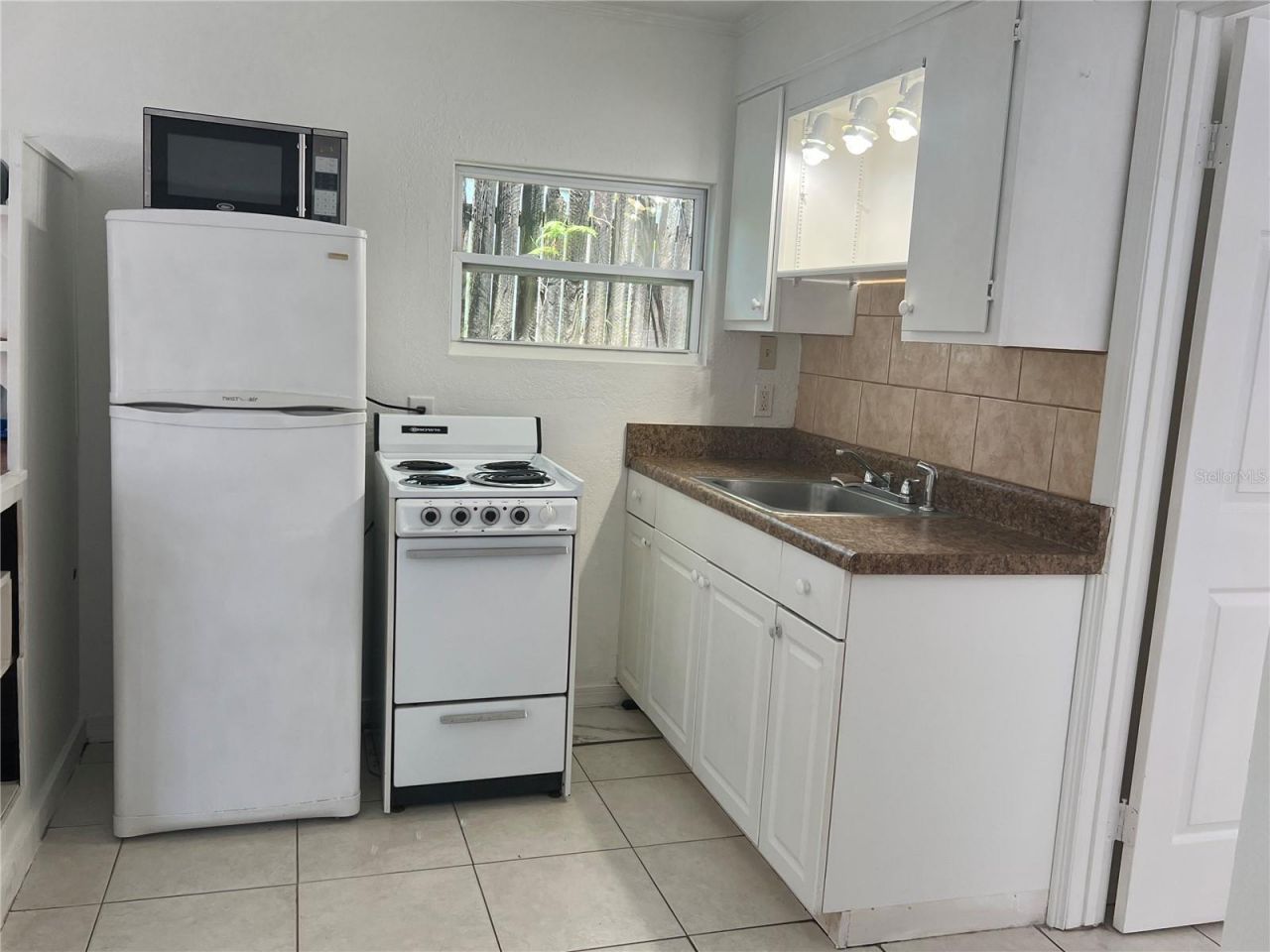 314 3rd Avenue Sw, Largo, FL 33770 Photo