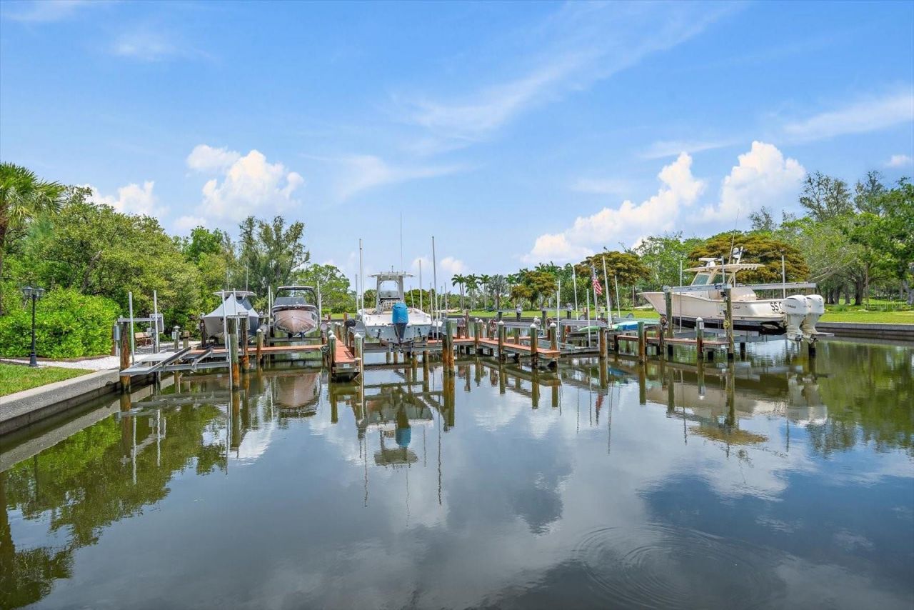 617 Weston Pointe Court, Longboat Key, FL 34228 Photo