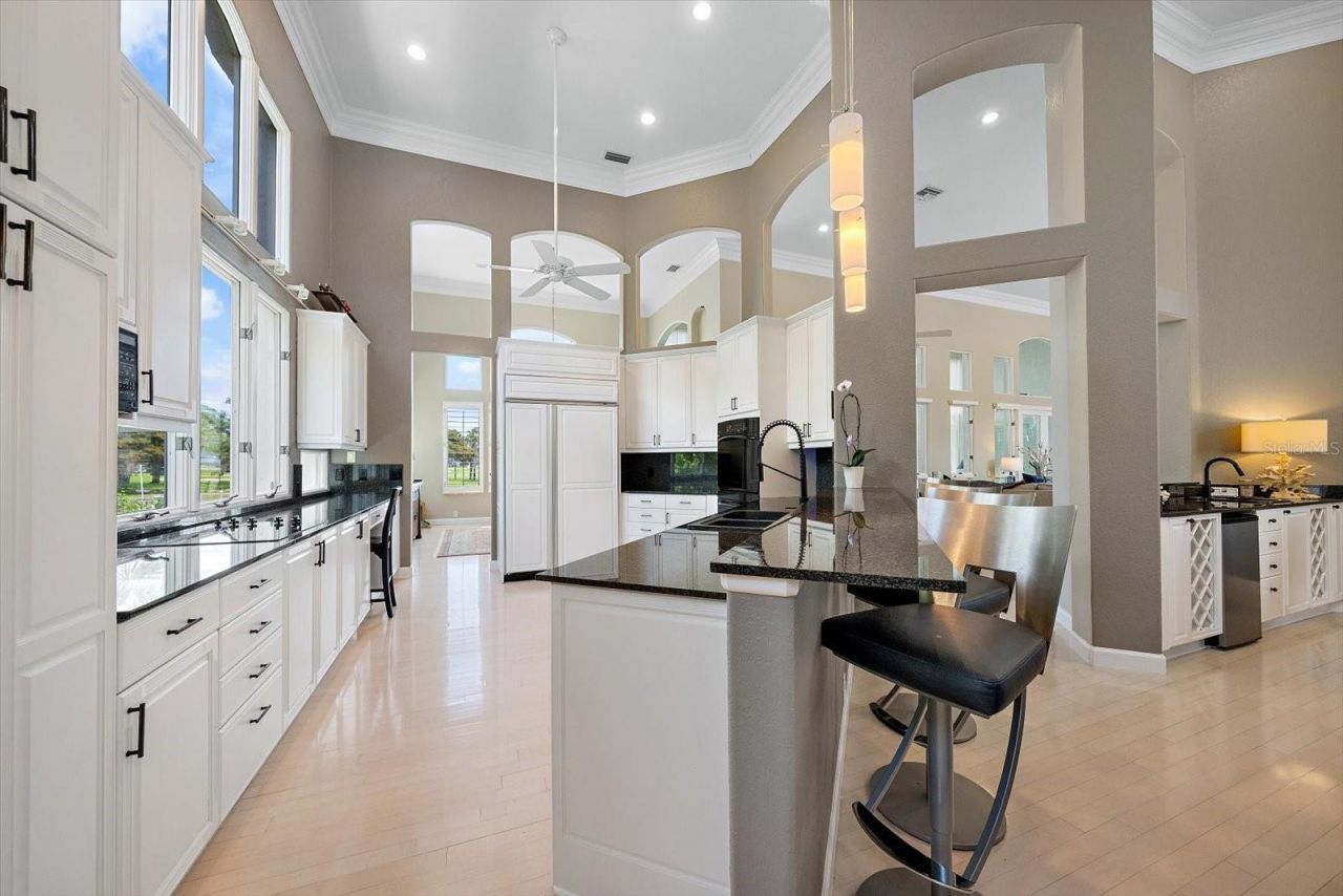 617 Weston Pointe Court, Longboat Key, FL 34228 Photo
