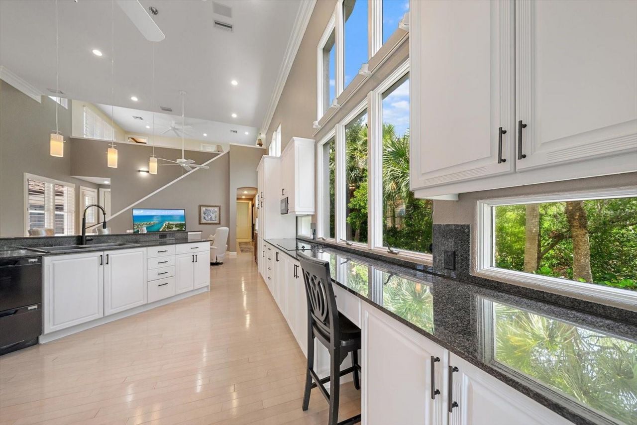 617 Weston Pointe Court, Longboat Key, FL 34228 Photo