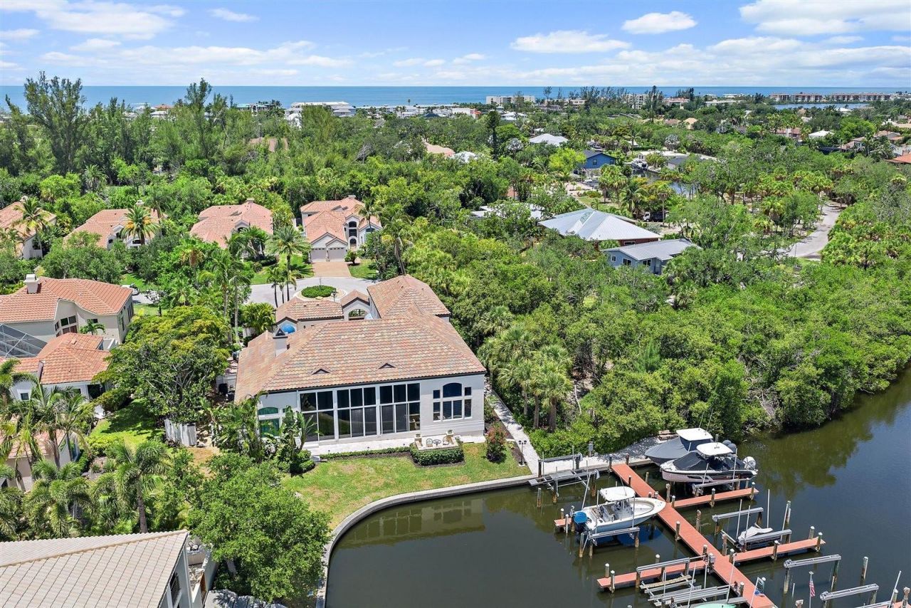 617 Weston Pointe Court, Longboat Key, FL 34228 Photo