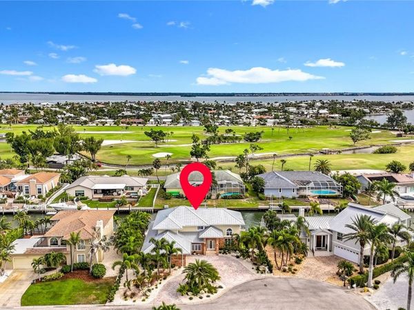 620 NORTH POINT DRIVE , HOLMES BEACH, FL 34217