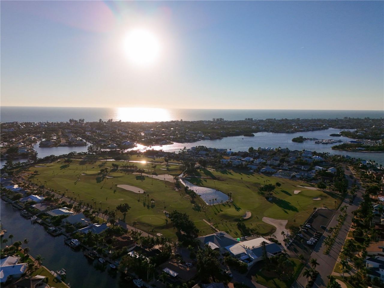 620 North Point Drive, Holmes Beach, FL 34217 Photo