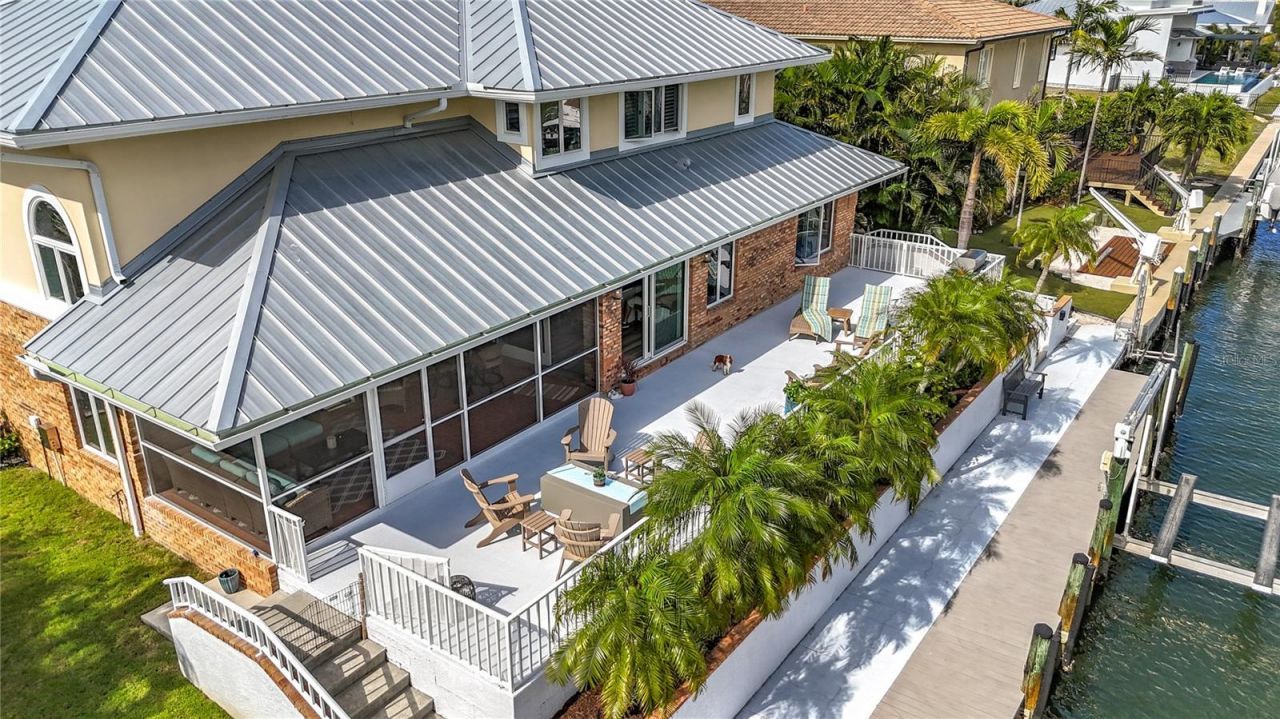 620 North Point Drive, Holmes Beach, FL 34217 Photo