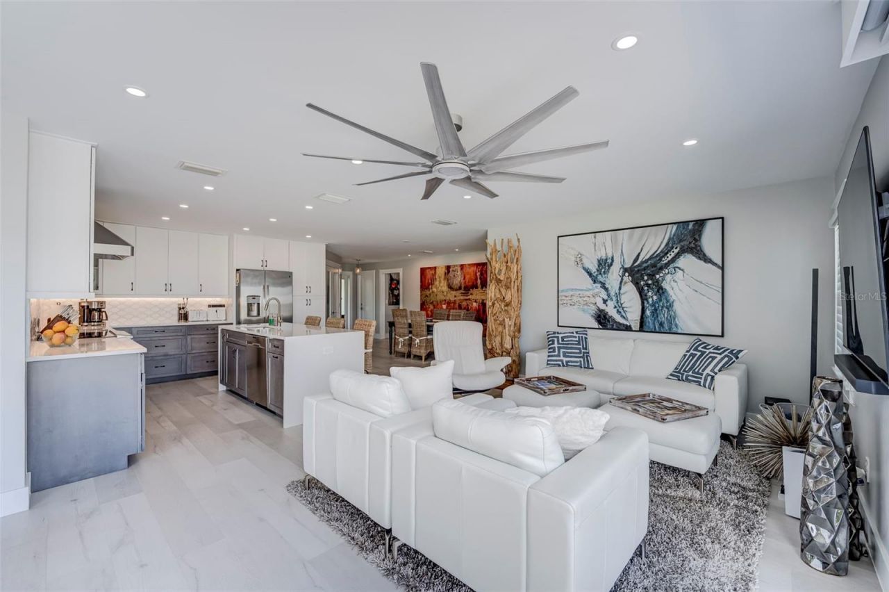 5204 Tower Drive , Cape Coral, FL 33904 Photo