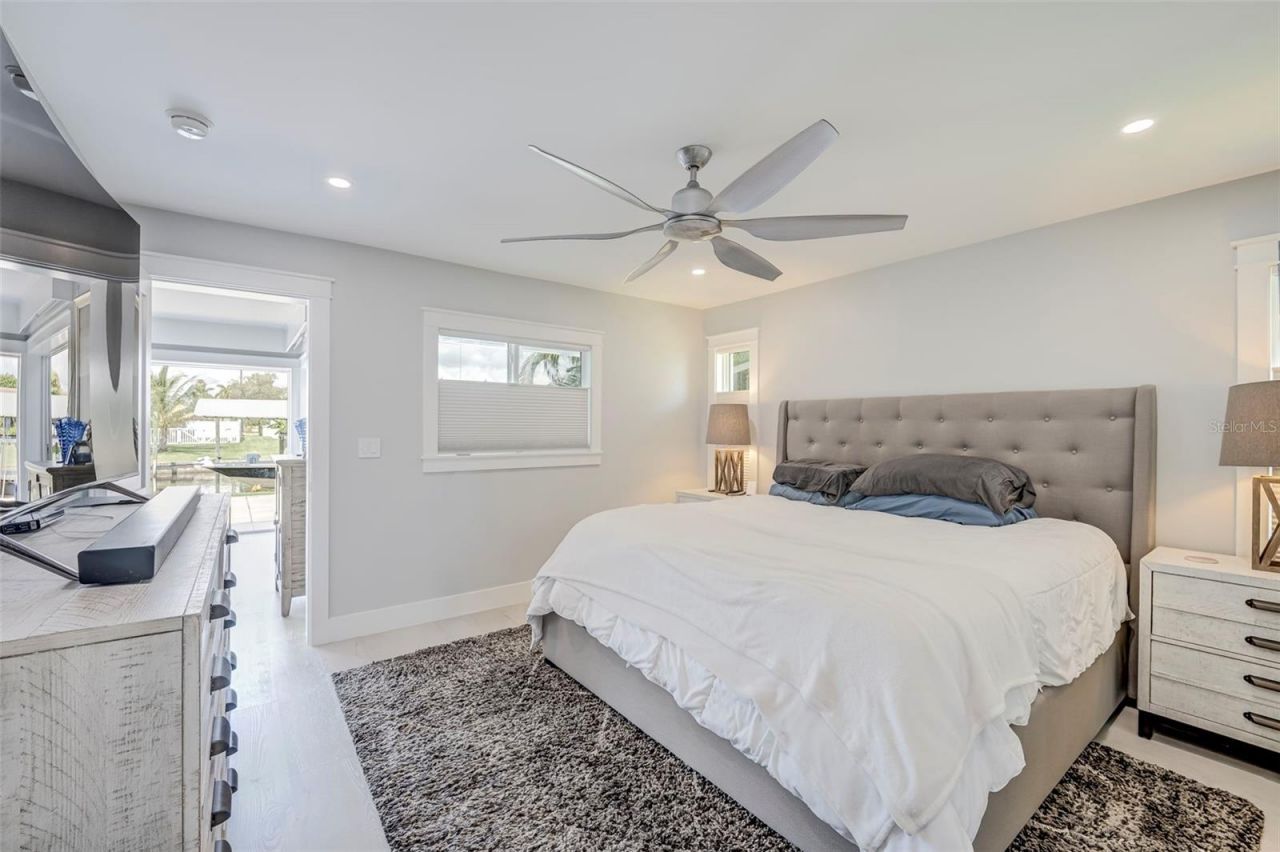 5204 Tower Drive , Cape Coral, FL 33904 Photo