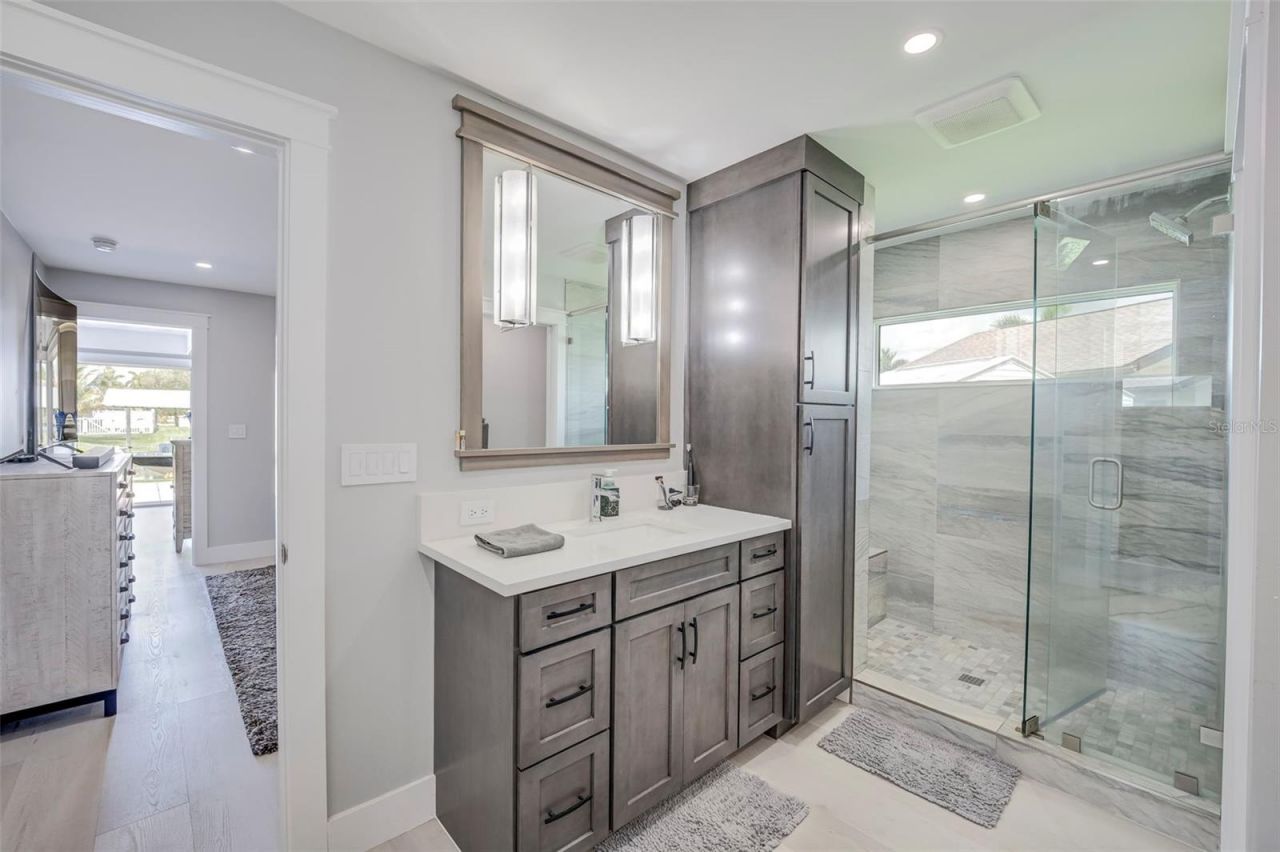 5204 Tower Drive , Cape Coral, FL 33904 Photo