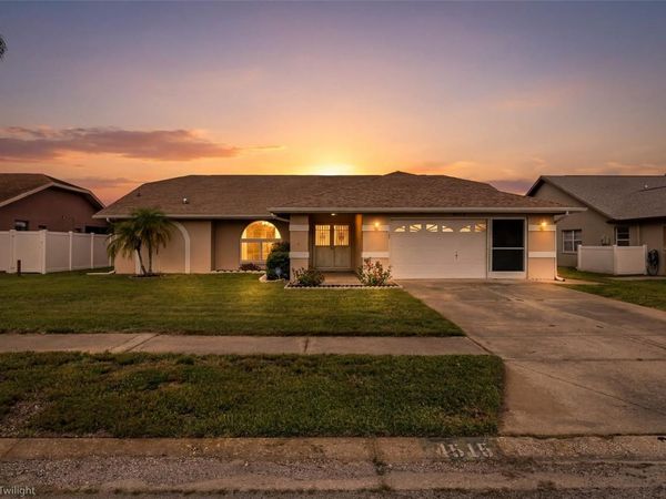 4515 COUNTY BREEZE DRIVE , NEW PORT RICHEY, FL 34653