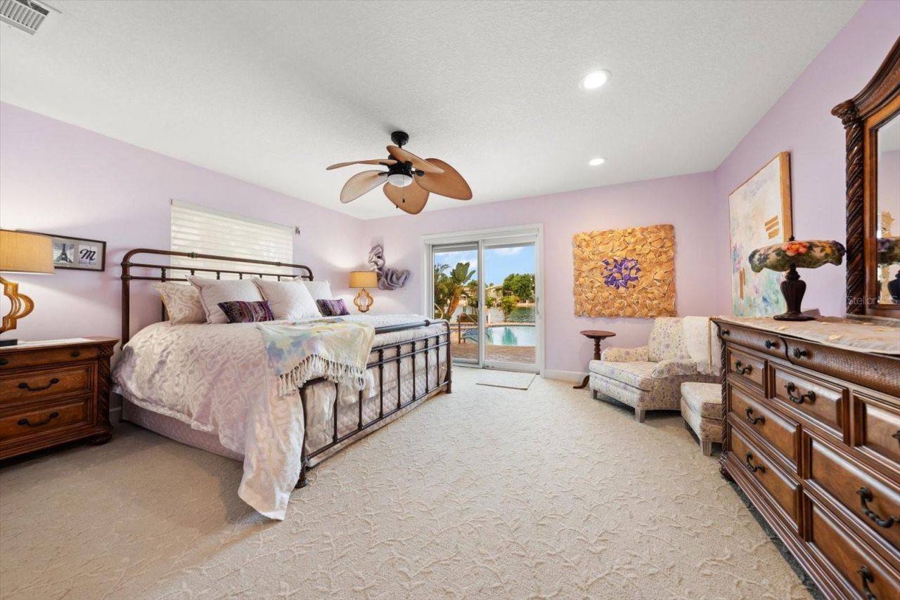 2218 Donato Drive, Belleair Beach, FL 33786 Photo