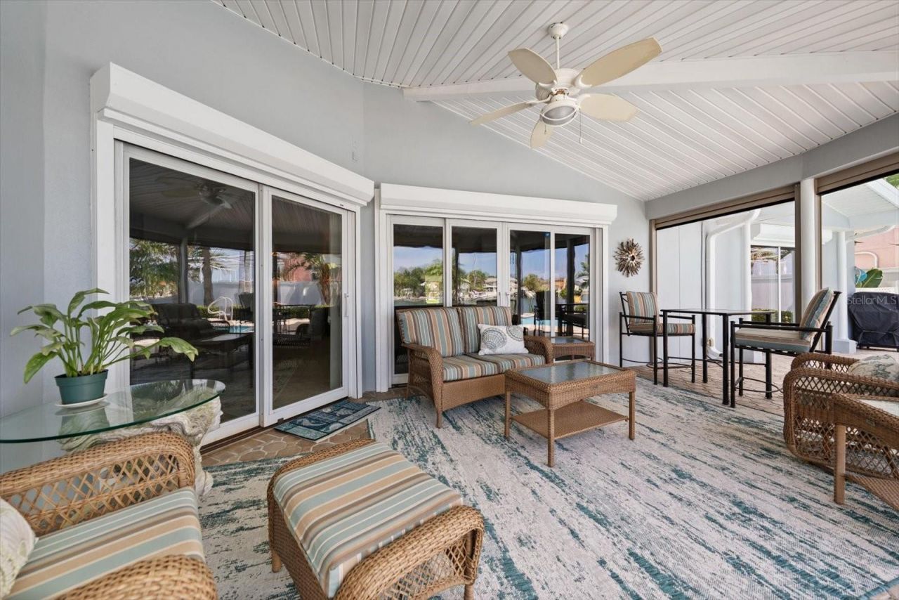 2218 Donato Drive, Belleair Beach, FL 33786 Photo