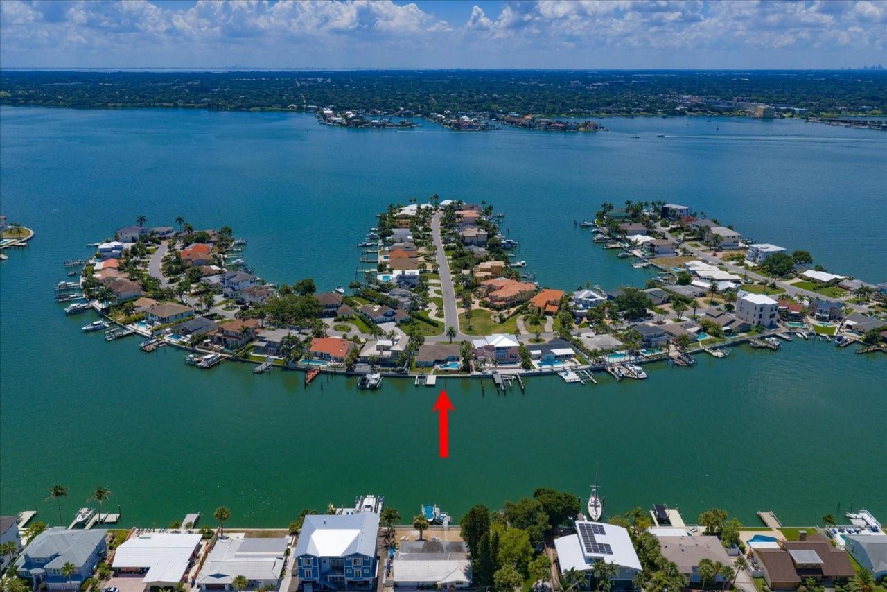 2218 Donato Drive, Belleair Beach, FL 33786 Photo