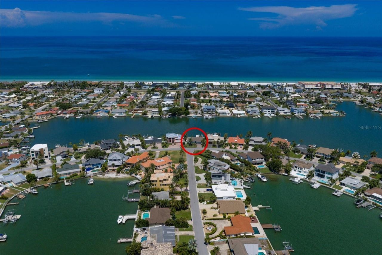 2218 Donato Drive, Belleair Beach, FL 33786 Photo