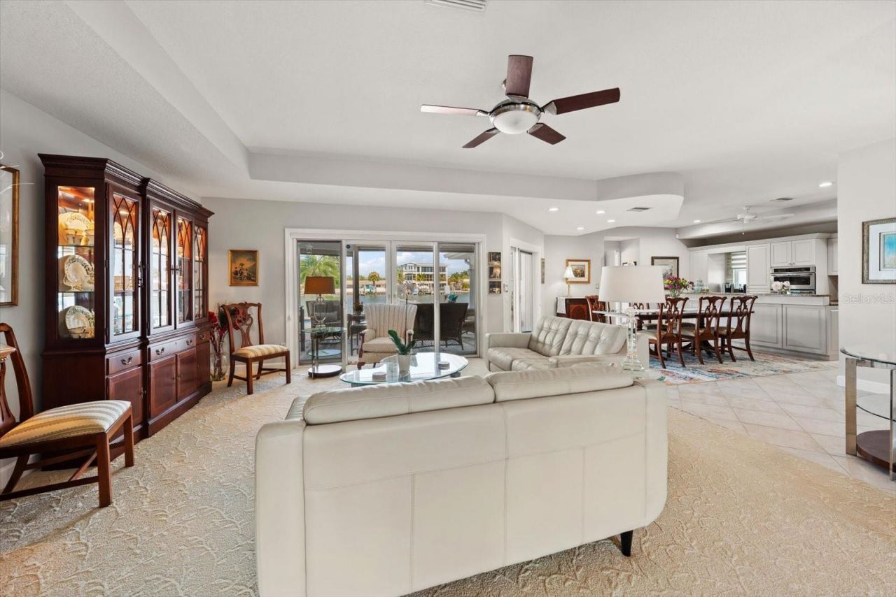 2218 Donato Drive, Belleair Beach, FL 33786 Photo