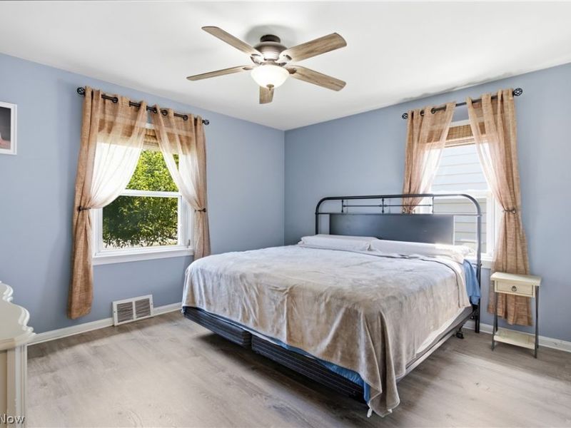 10860 Aaron Drive, Parma, OH 44130 Photo 19