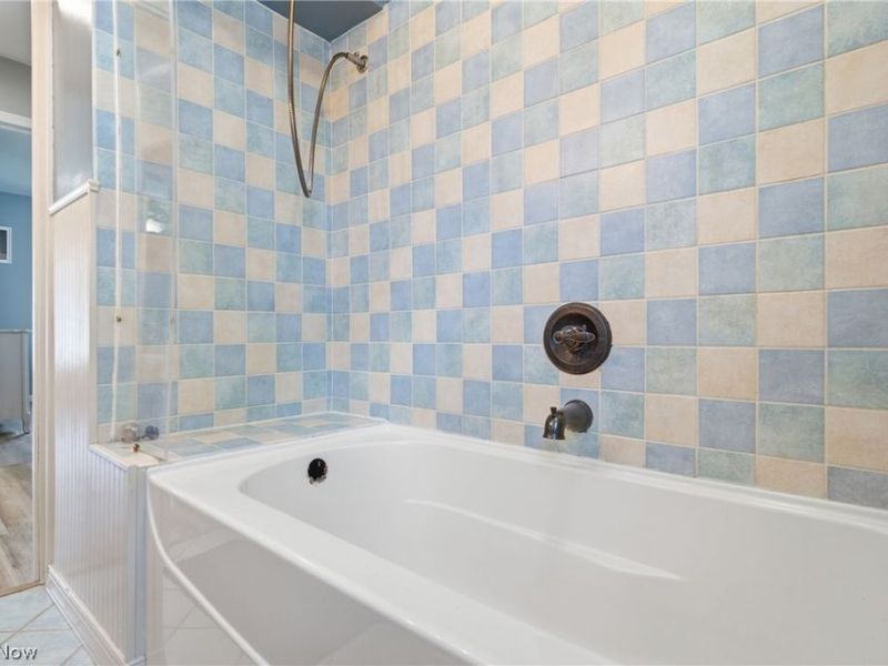 10860 Aaron Drive, Parma, OH 44130 Photo 22