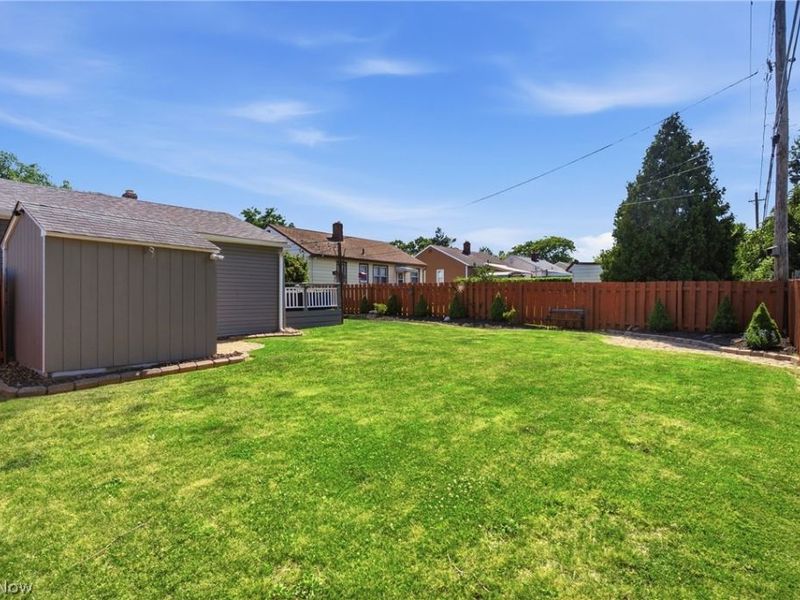 10860 Aaron Drive, Parma, OH 44130 Photo 37