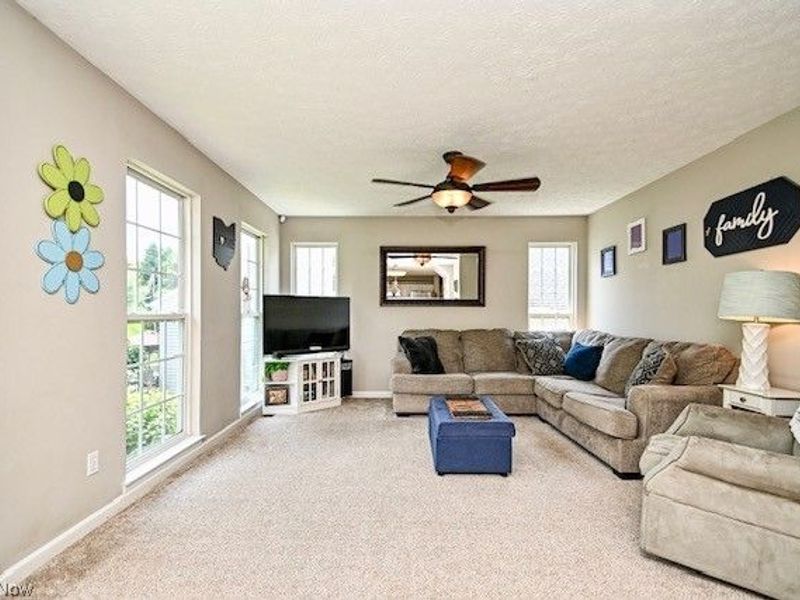 9952 Agate Street NW, Canal Fulton, OH 44614 Photo 10