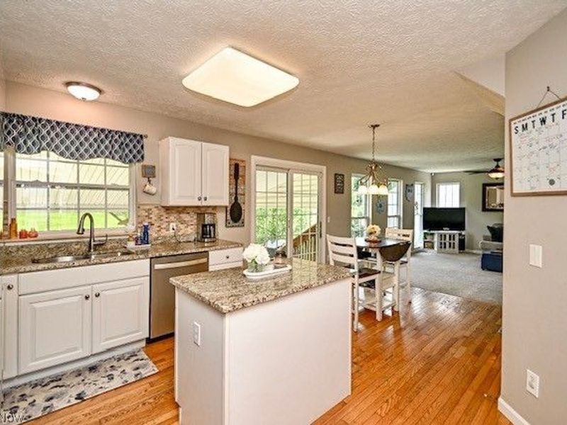 9952 Agate Street NW, Canal Fulton, OH 44614 Photo 13