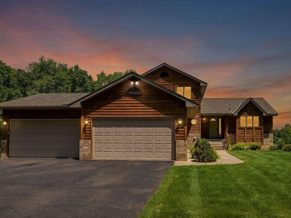 19539 Rochester Street NE, East Bethel, MN 55011