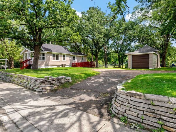 5740 Dupont Avenue N, Brooklyn Center, MN 55430