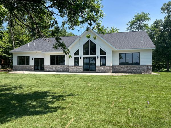 22133 Windy Ridge Road, Brainerd, MN 56401
