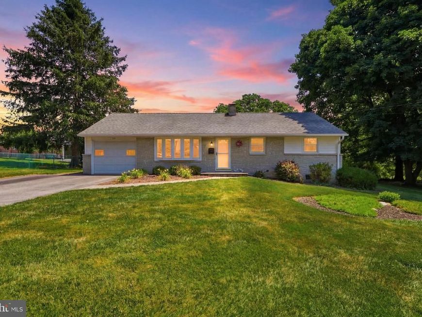 525 Hengst Court, York, PA 17406 Main Photo
