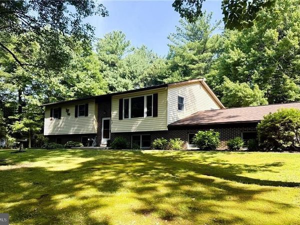 525 PINEWOOD ROAD , LEHIGHTON, PA 18235