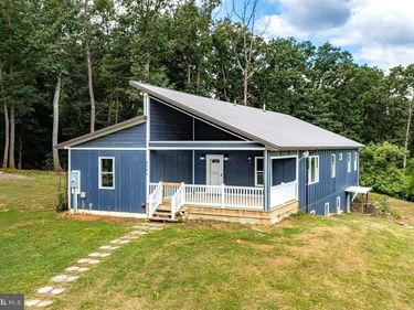 8905 SHADE TREE LANE , BROADWAY, VA 22815
