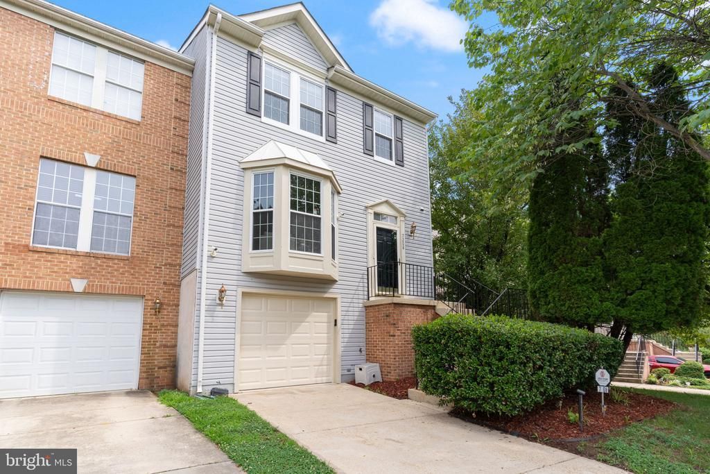 7208 HUCKLEBERRY COURT, CLINTON, MD 20735