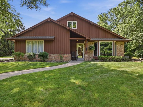 1291 Paradise Dr, Trenton, WI 53095