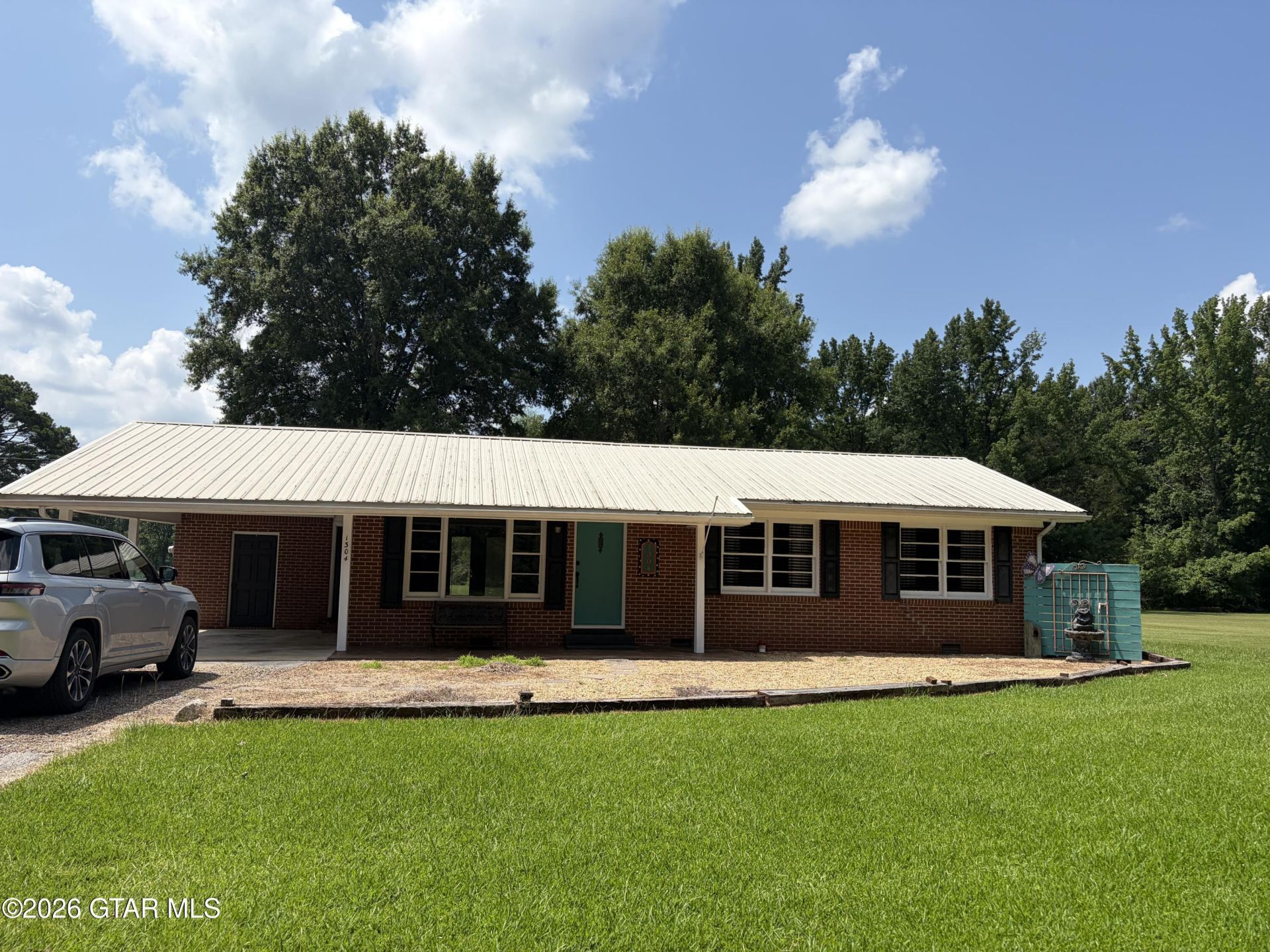 1304 W Commerce Street, Aberdeen, MS 39730 Main Photo