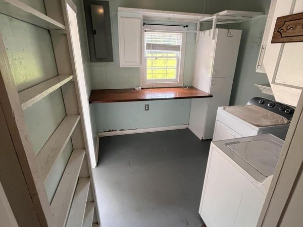 1304 W Commerce Street, Aberdeen, MS 39730