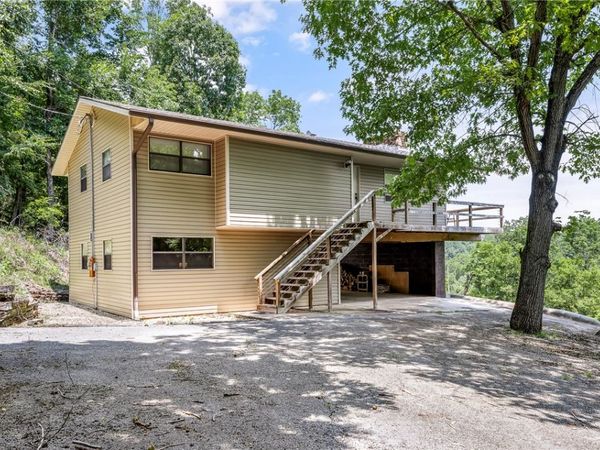 8310 Lynn Street , Rogers, AR 72756