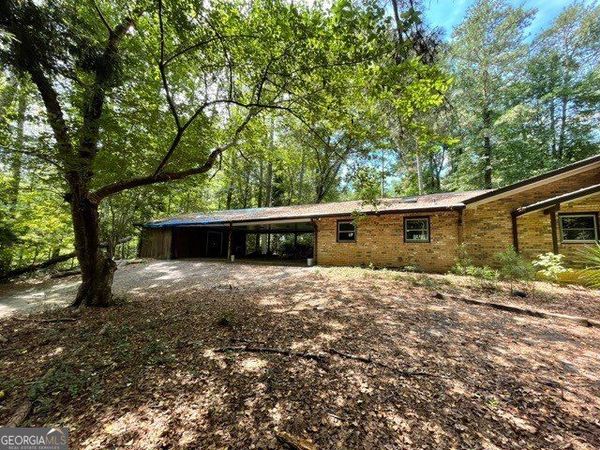 1319 Bermuda Road, Stone Mountain, GA 30087