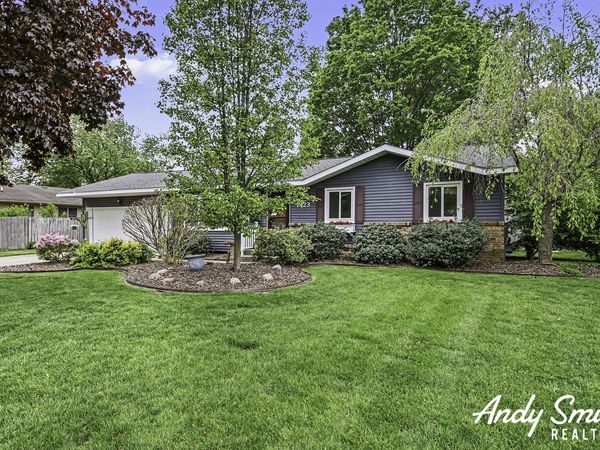 7423 Roselane Avenue, Jenison, MI 49428