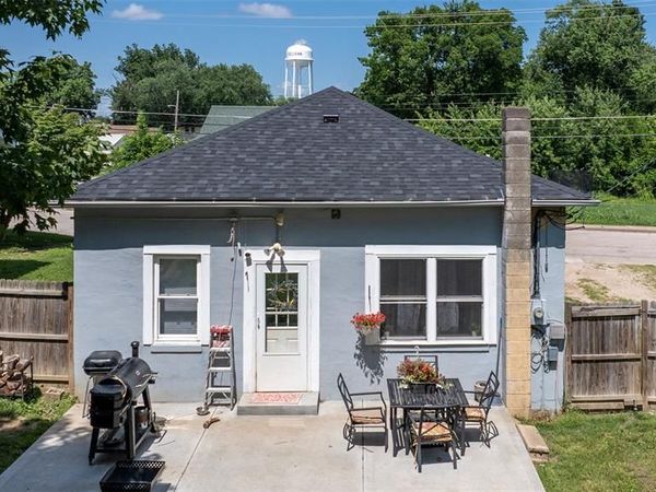 239 Center Street , Sullivan, MO 63080