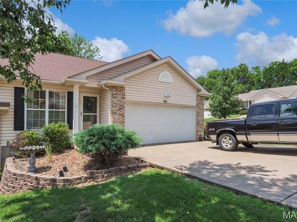 1911 Meriwether Drive, Washington, MO 63090