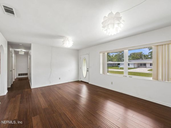 7837 RONDEAU Drive E, Jacksonville, FL 32217