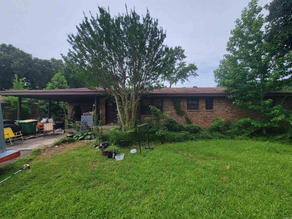 19 Lee Oaks Street , Sherwood, AR 72120