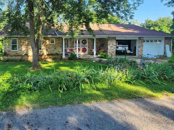 458 Tutt Place, Yellville, AR 72687