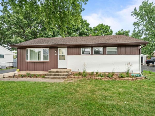 1006 Copper Drive, MACHESNEY PARK, IL 61115
