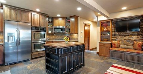 14232 Saint Croix Way , Truckee, CA 96161 Photo