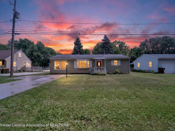 1952 Gunn Road, Holt, MI 48842