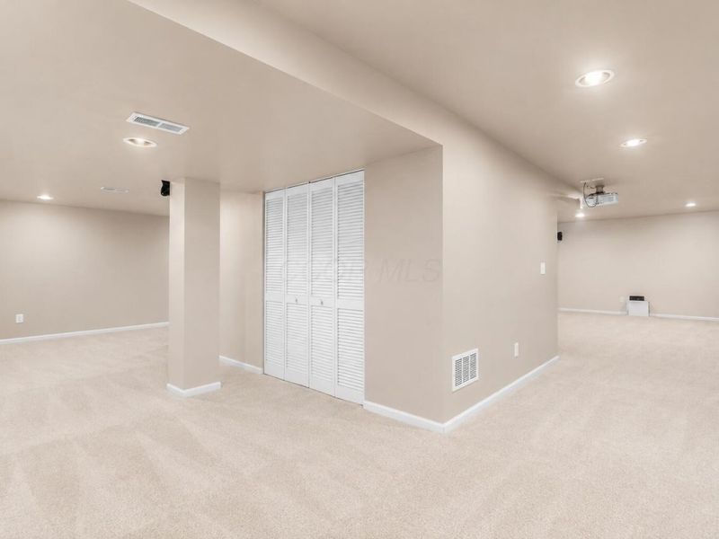 247 Kastlekove Drive, Lewis Center, OH 43035 Photo 34