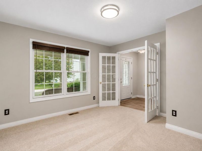 247 Kastlekove Drive, Lewis Center, OH 43035 Photo 7